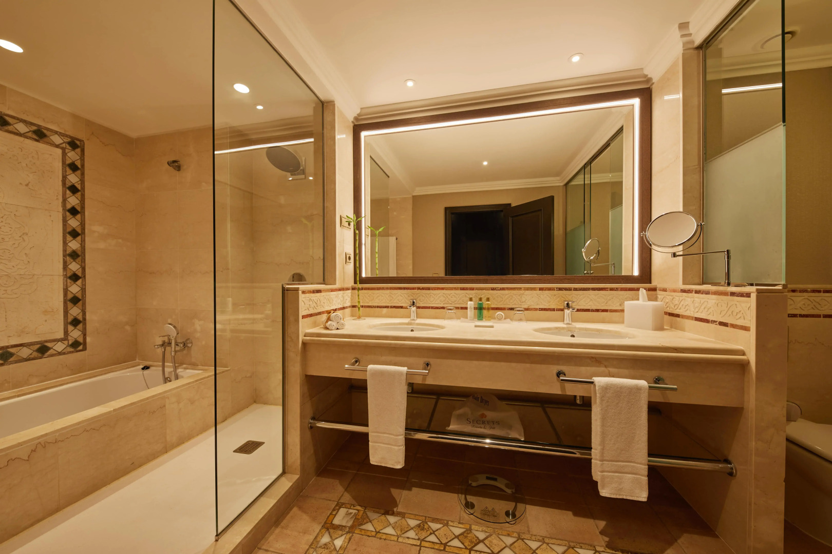 Photo - Secrets Bahía Real Resort & Spa Adults only