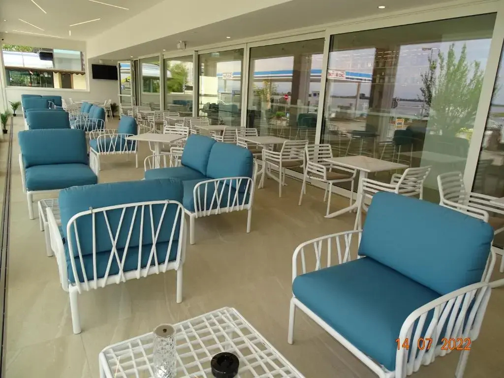 Photo - Riva Palace Hotel