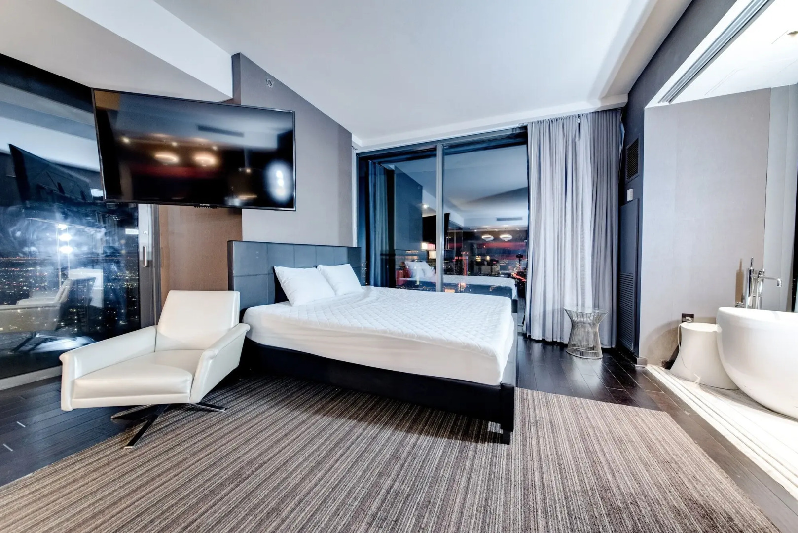 Photo - StripViewSuites Two-Bedroom Conjoined Suite at Palms Place