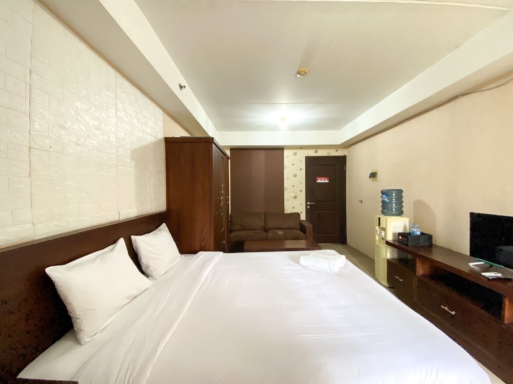 Cozy Studio (No Kitchen) At 1St Floor Metropark Condominium Jabebeka Apartment