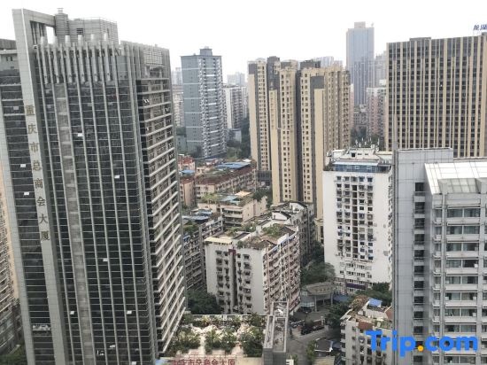 Vienna Hotel (Chongqing Guanyinqiao Pedestrian Street)