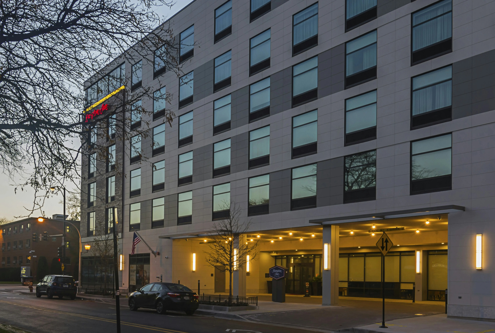 Photo - Hampton Inn Chicago North-Loyola Station