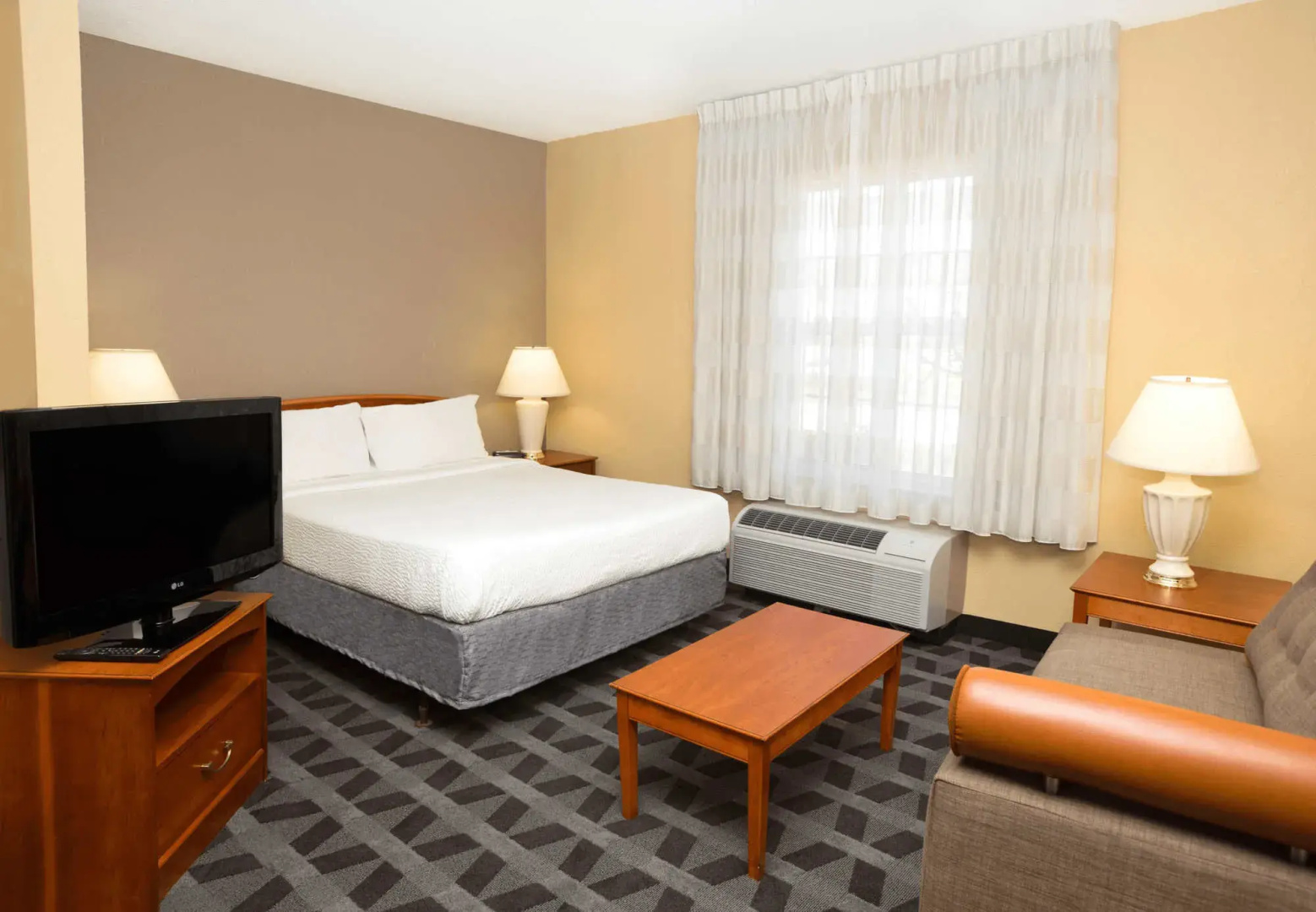 Photo - TownePlace Suites Chicago Lombard