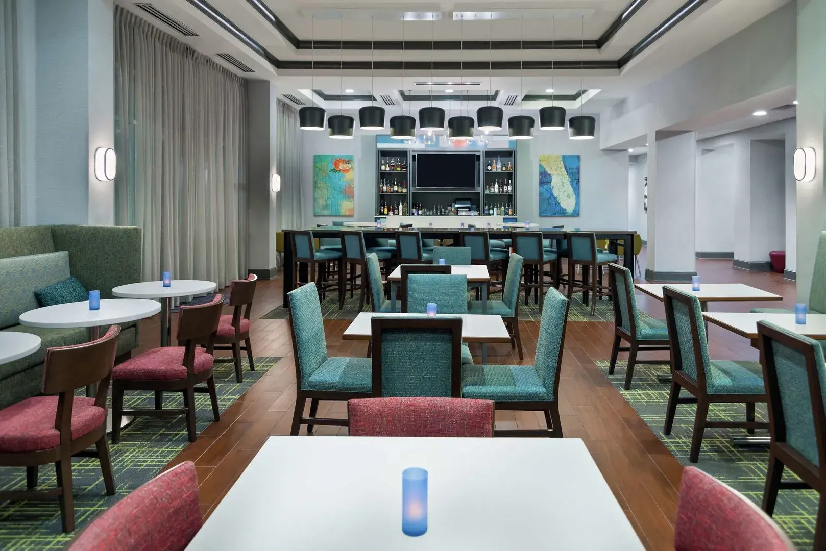 Foto - Hampton Inn & Suites Orlando Airport at Gateway Village