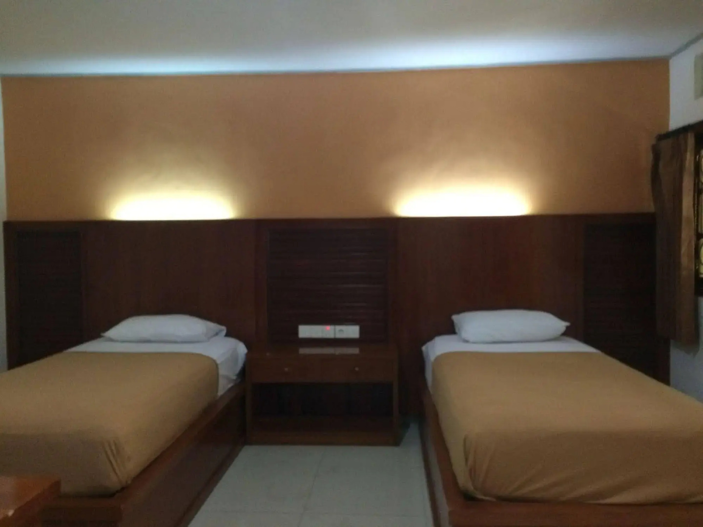 Foto - Suka Beach Inn