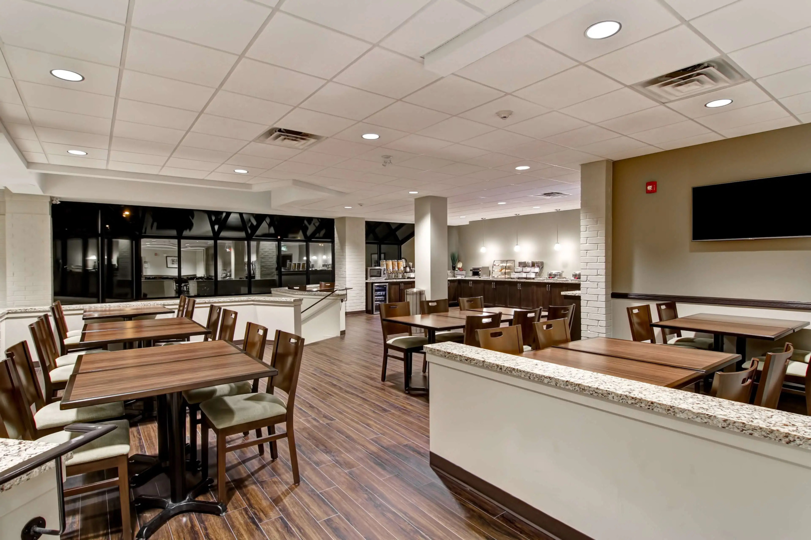 Photo - Best Western London Airport Inn & Suites