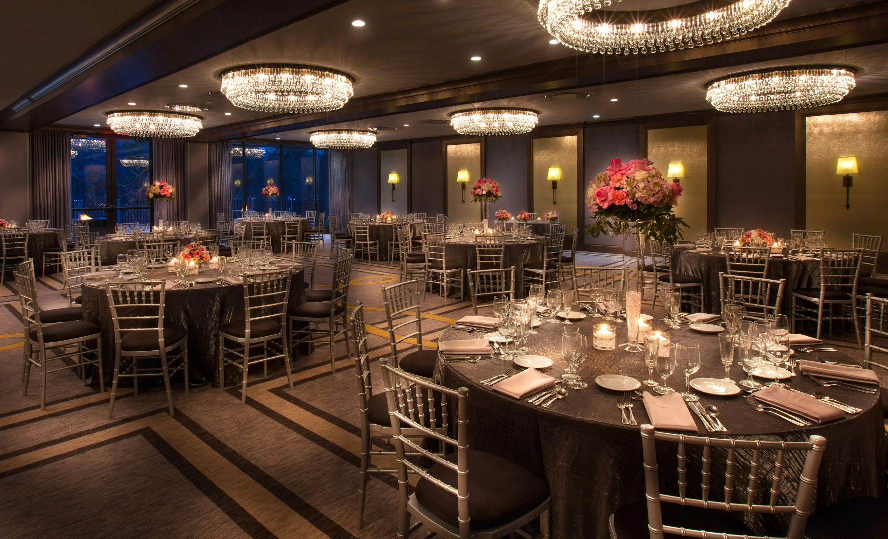 Foto - DoubleTree by Hilton Chicago - Oak Brook