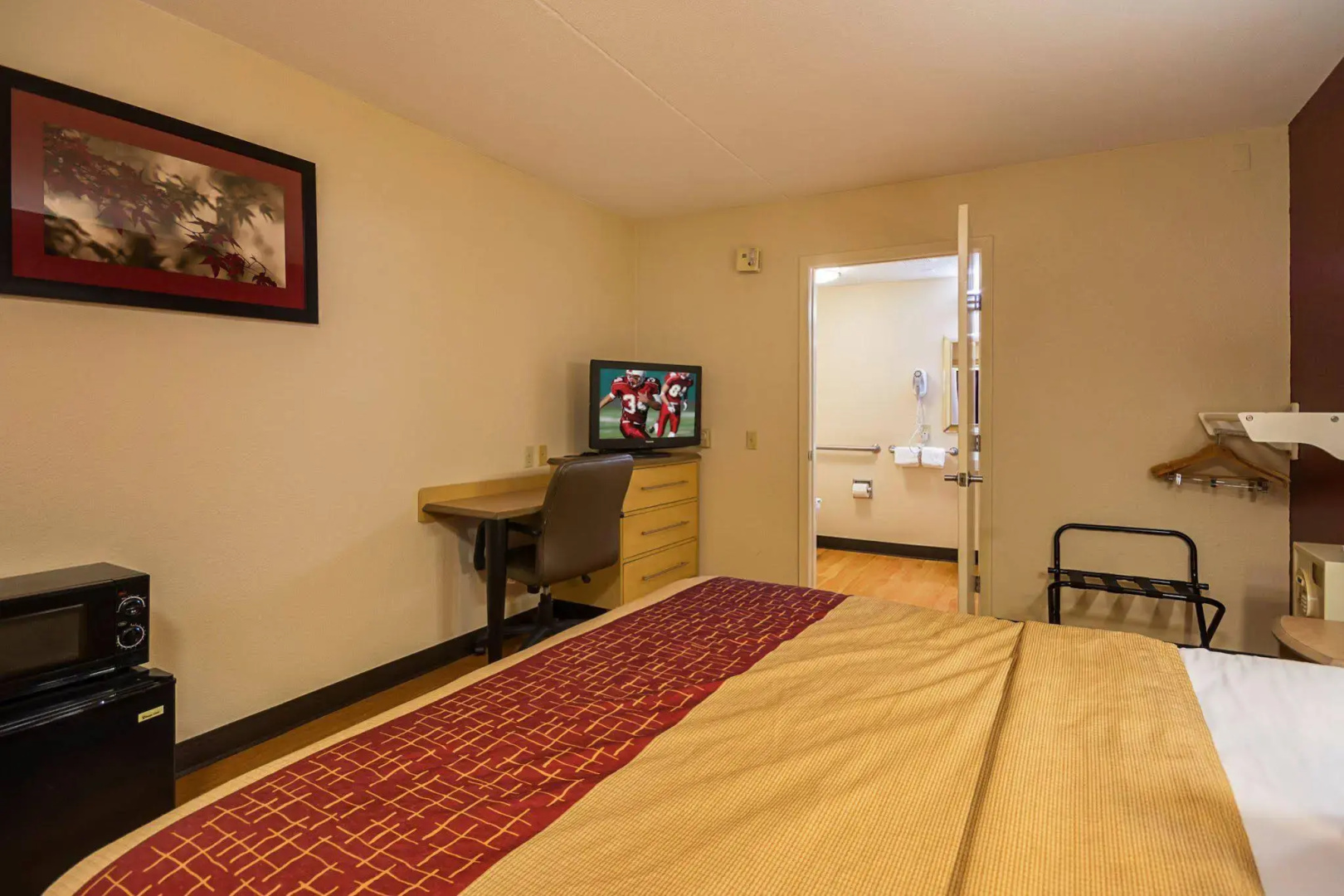Photo - Red Roof Inn Dallas - DFW Airport North