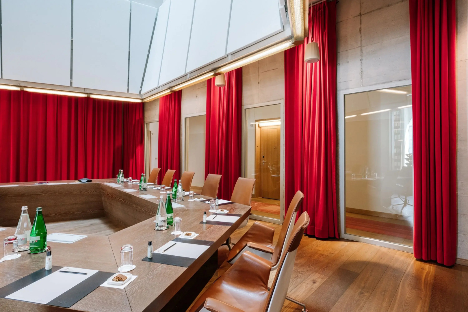 Photo - B2 Hotel
