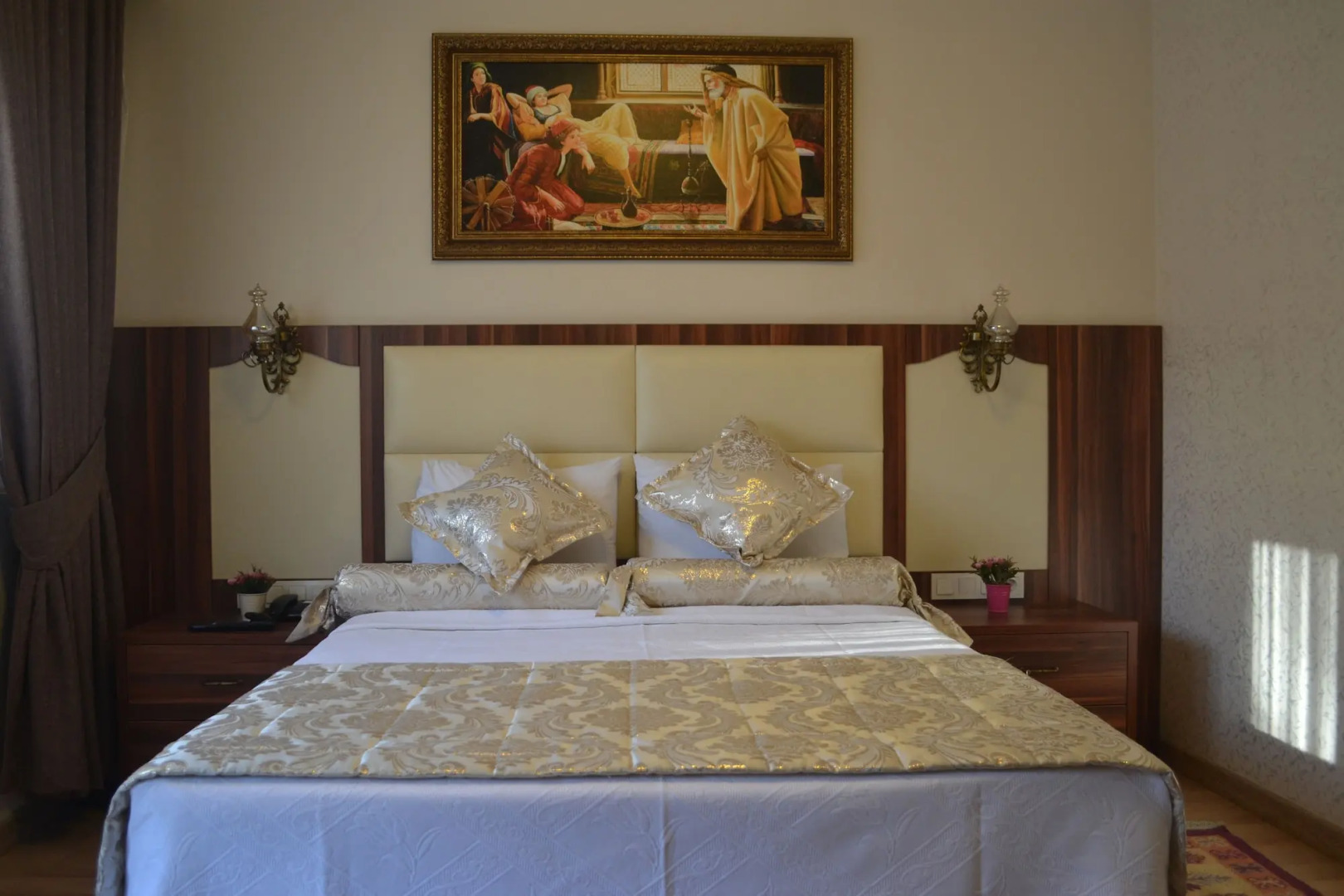 Photo - Peradise Hotel