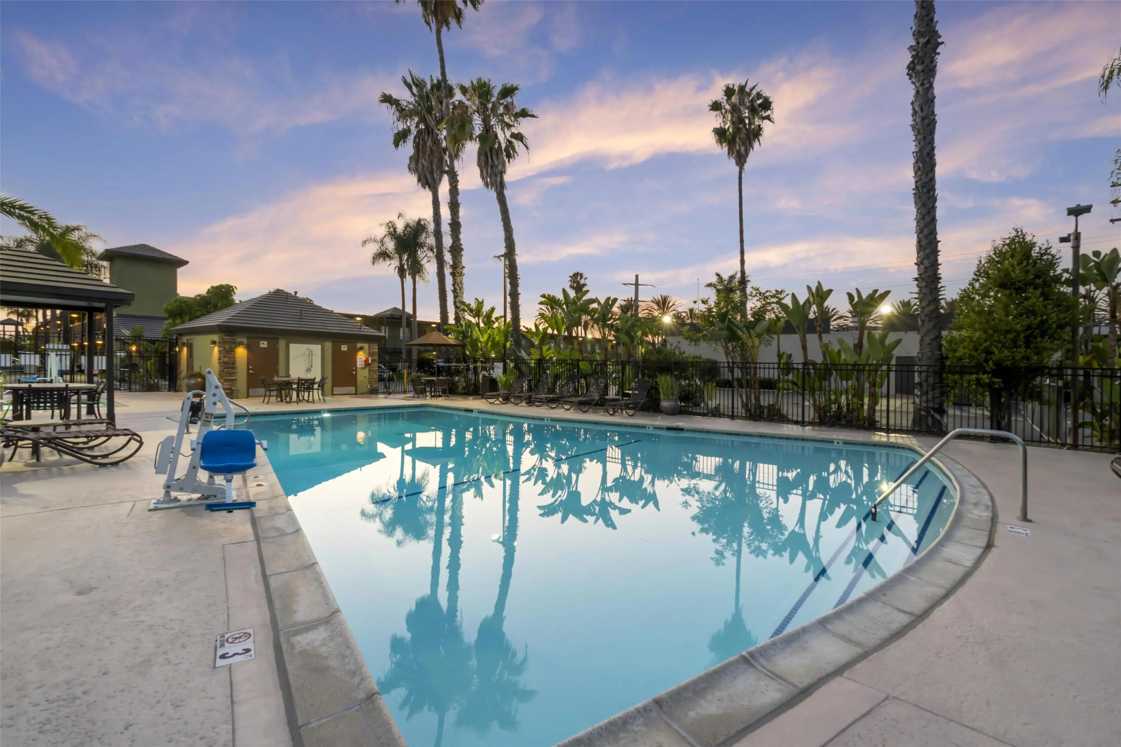 Photo - Best Western Plus Pavilions