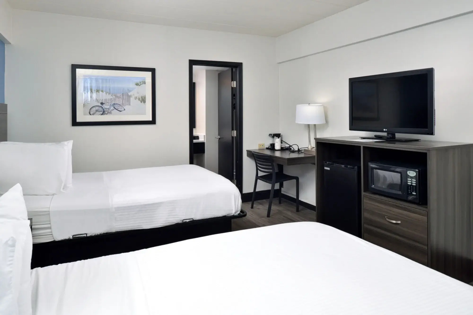 Photo - SureStay Hotel by Best Western Virginia Beach Royal Clipper