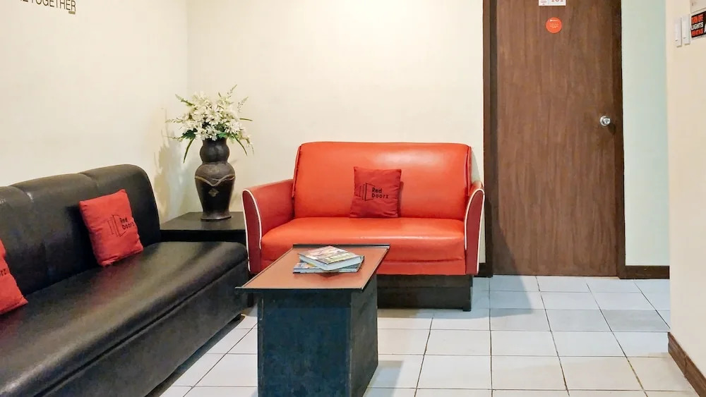 Photo - RedDoorz near Baclay Drive Super Metro