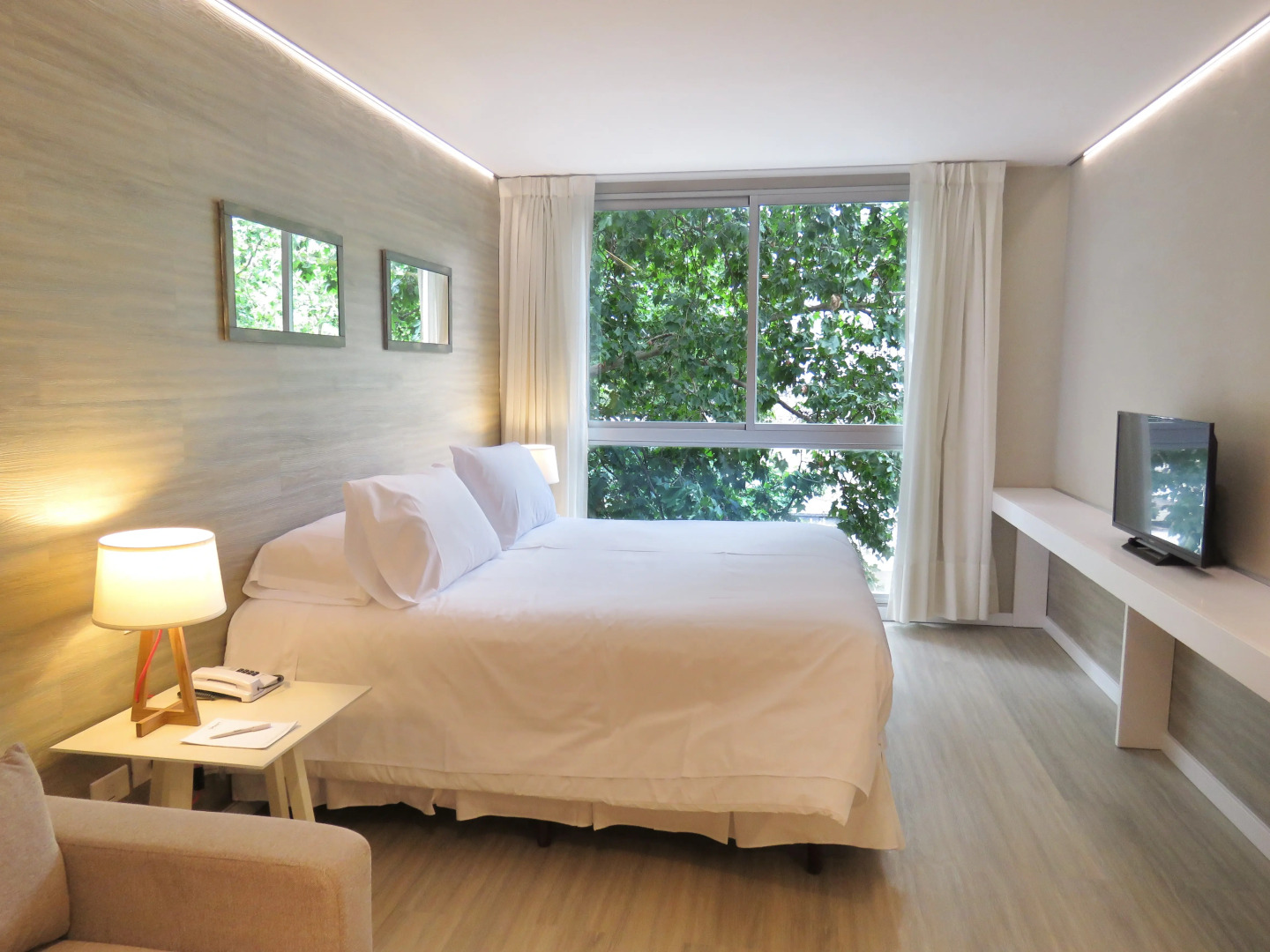 Photo - Smart Hotel Montevideo