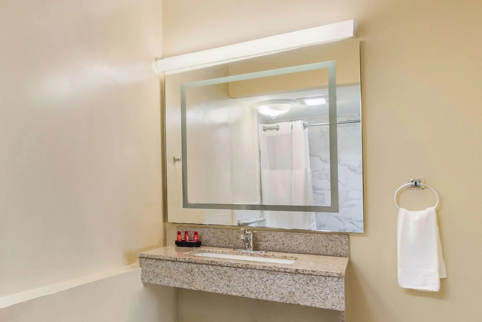 Foto - SureStay Hotel by Best Western Sarasota Lido Beach