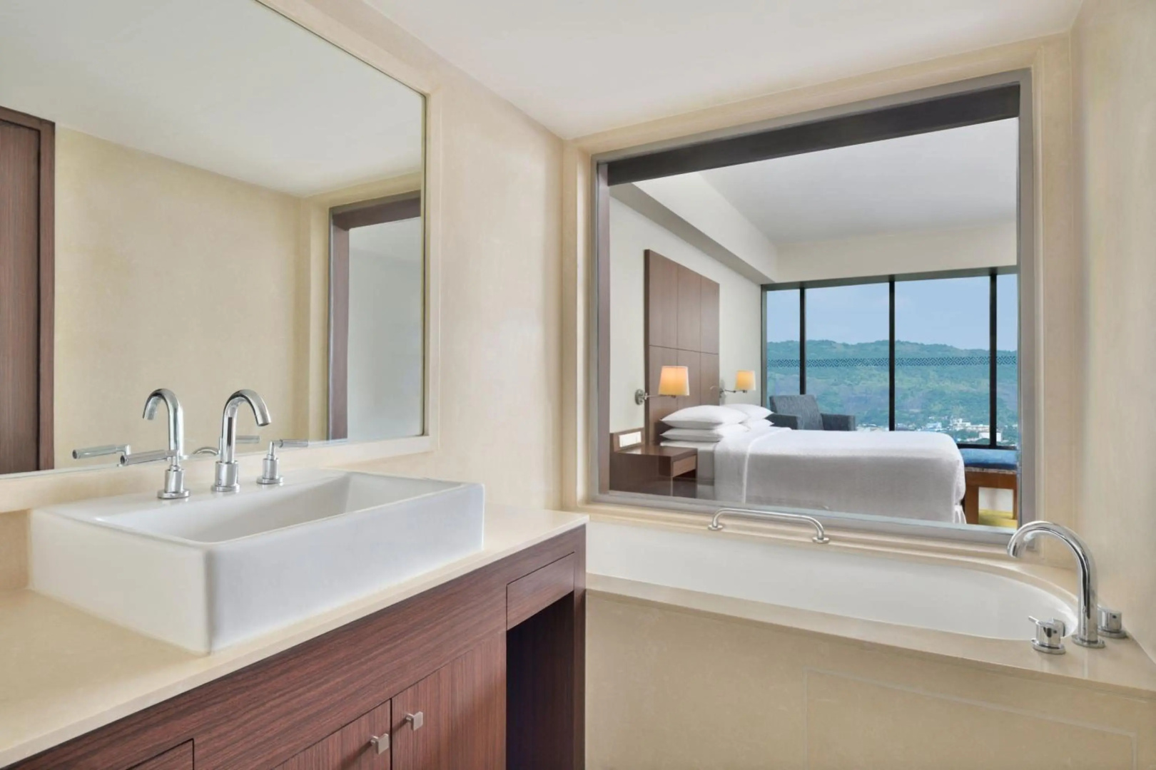 Photo - Four Points by Sheraton Navi Mumbai, Vashi