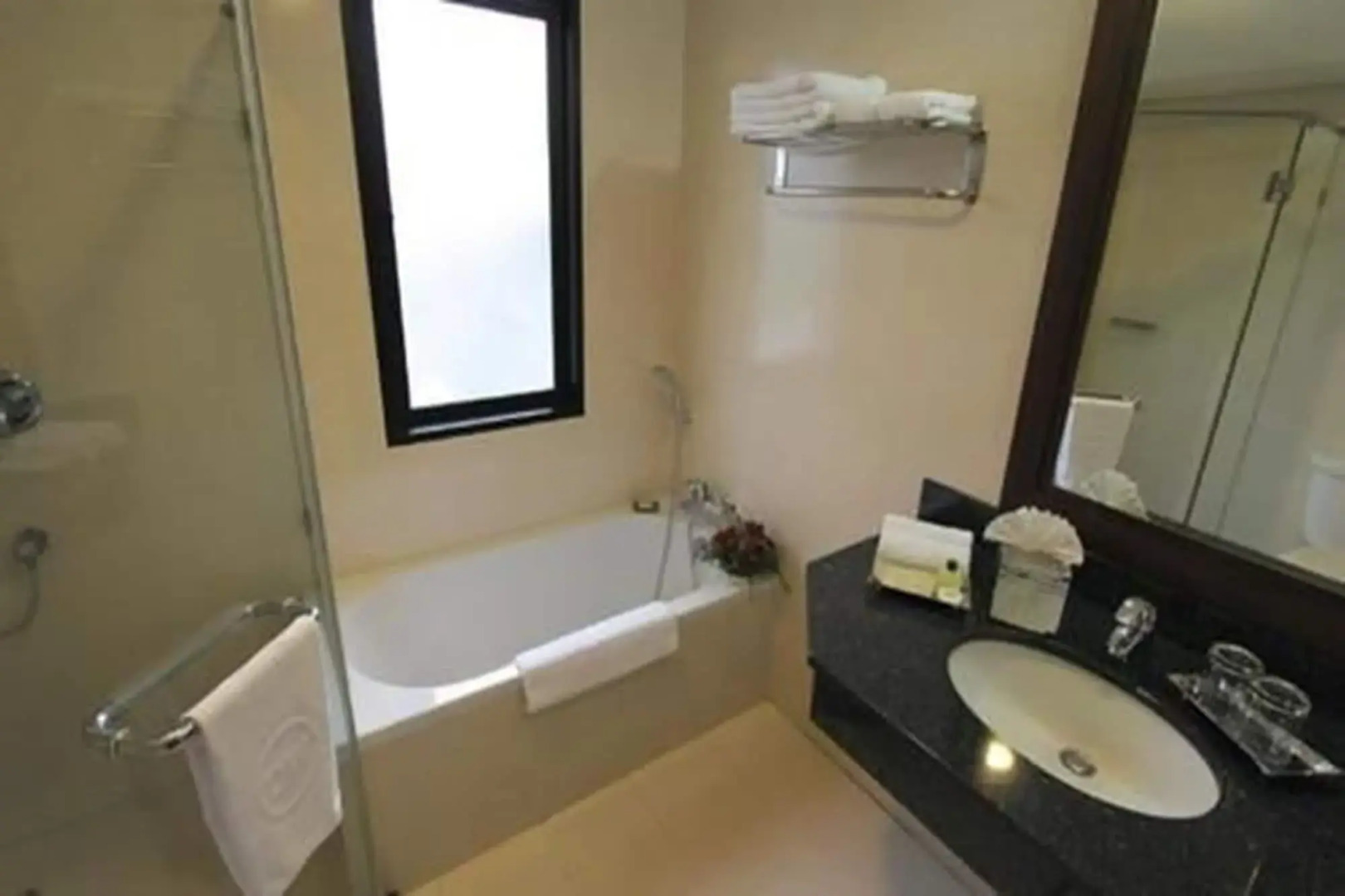 Photo - The Dawin Hotel