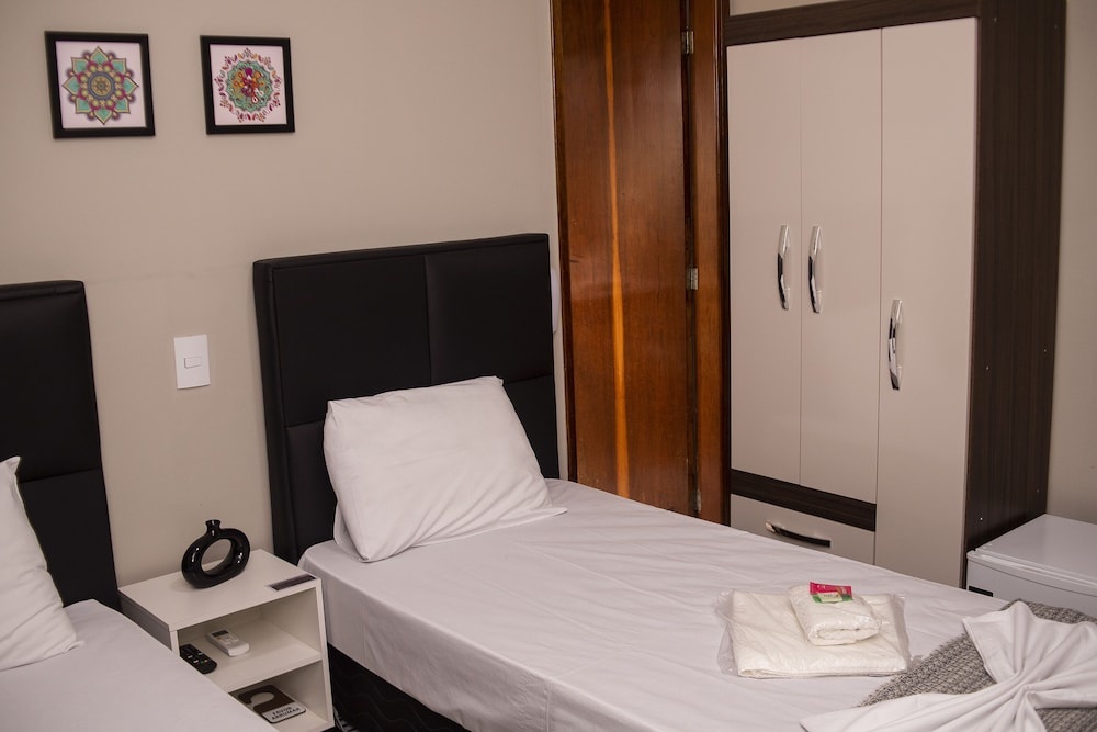 Premier Hotel