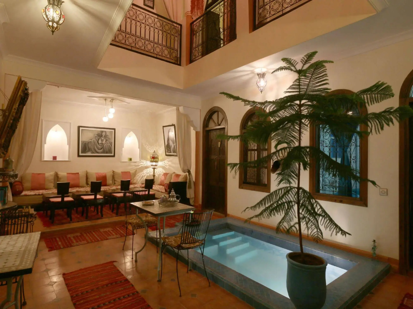 Foto - Riad De La Semaine