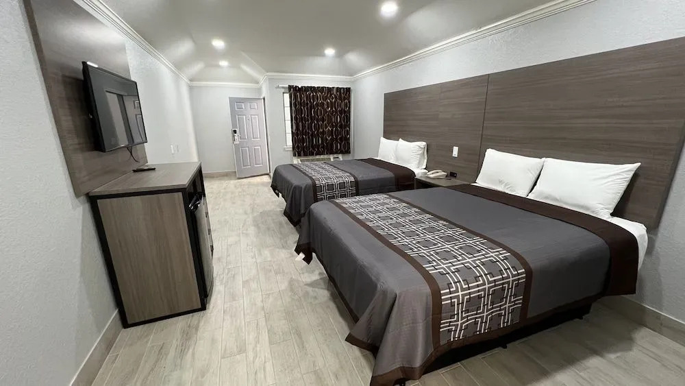 Foto - Kiwi Inn Capital O Houston - Hwy 249