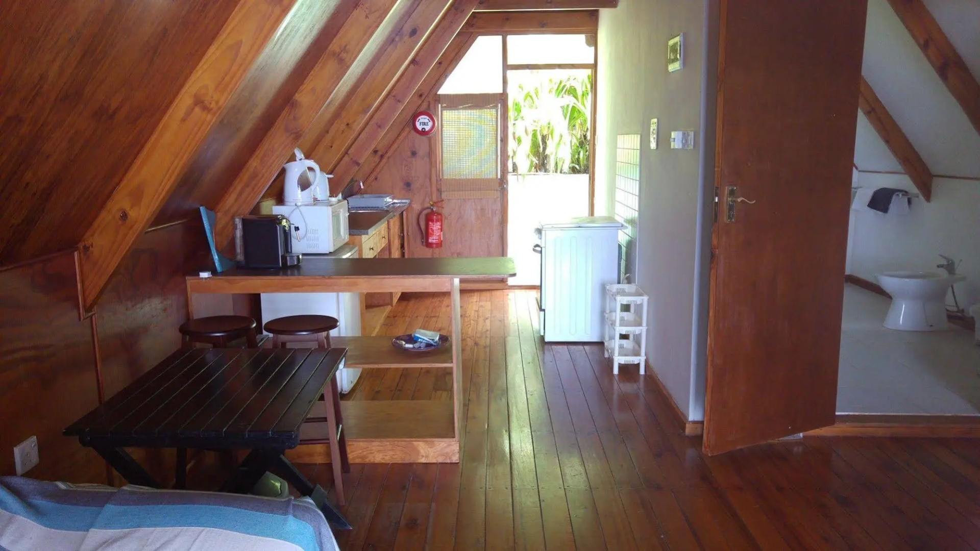 MANGO LODGE