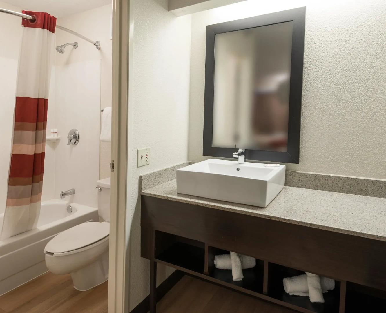 Foto - Red Roof Inn PLUS+ Chicago - Naperville