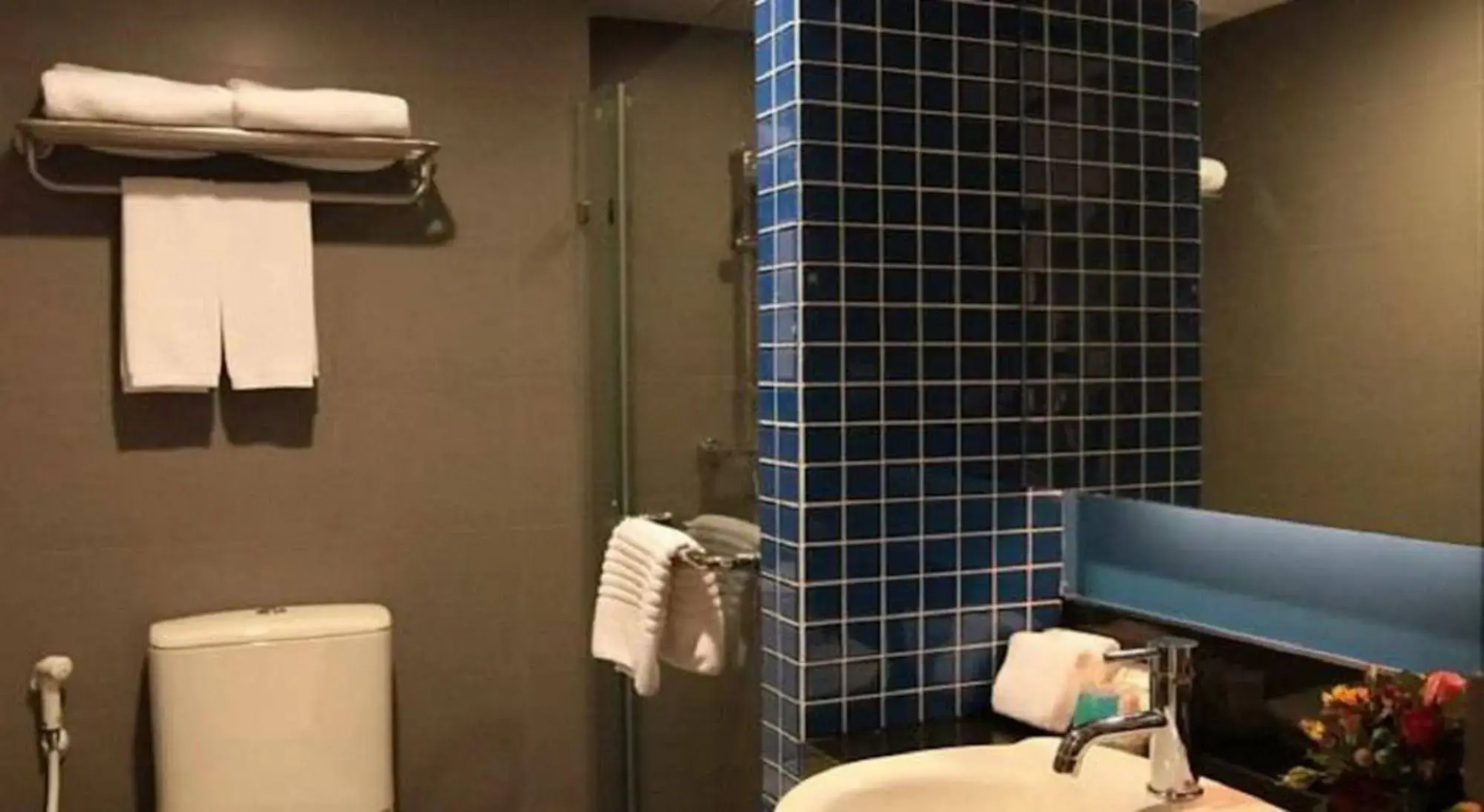 Foto - FX Hotel Metrolink Makkasan