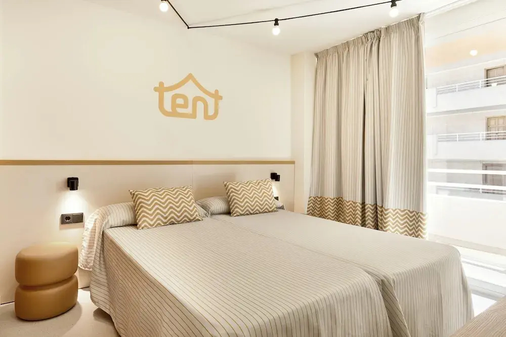 Photo - tent Calvia Beach