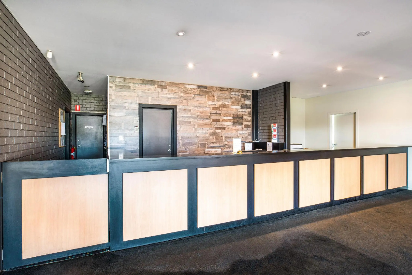 Photo - Nightcap at Westside Hotel