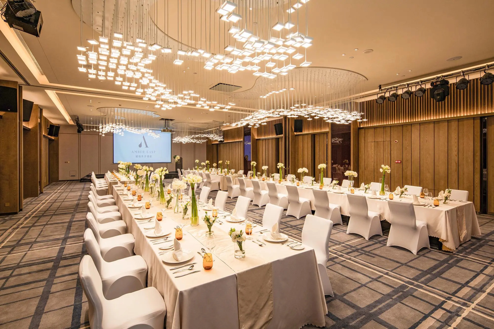 Photo - Imperial Traders Elong Hotel