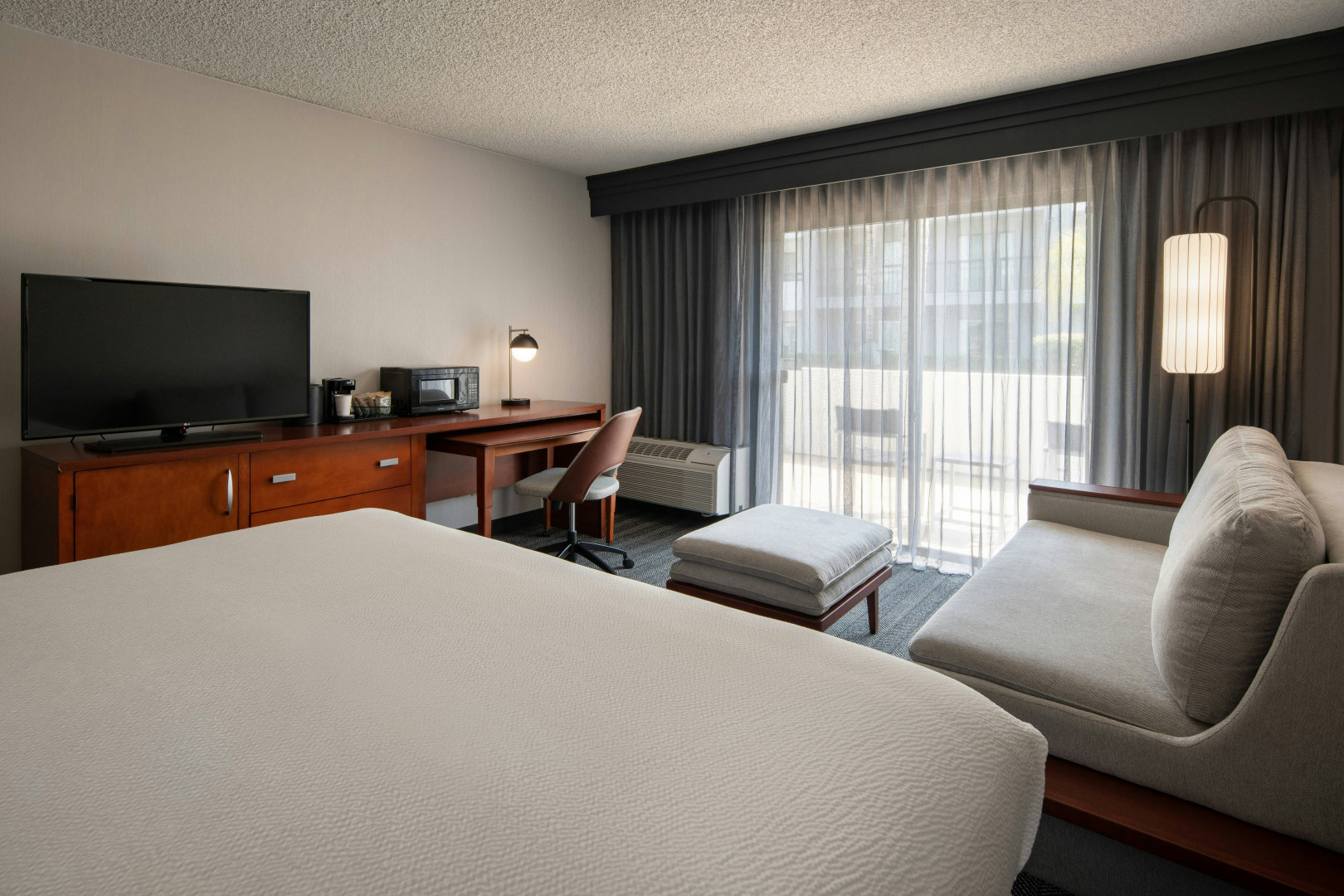 Photo - Courtyard by Marriott Fresno