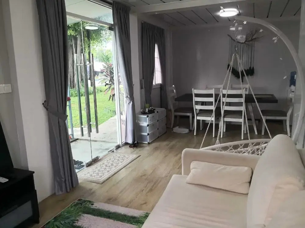 Photo - Titiwangsa Cabin Retreats by Vale Pine