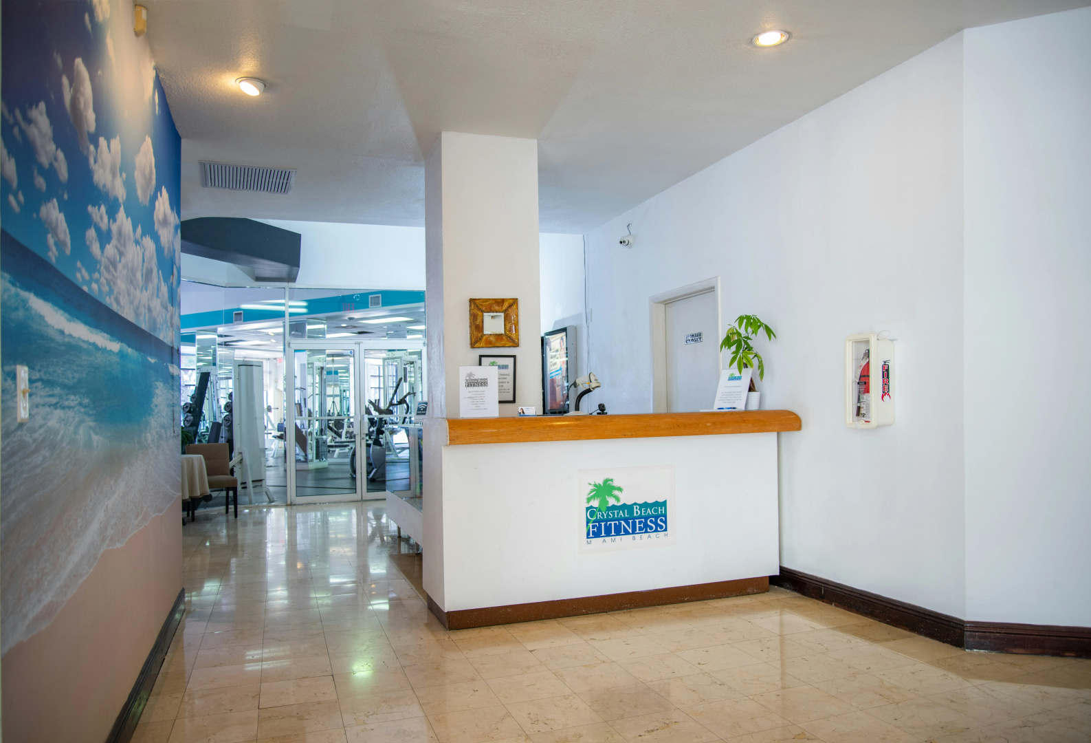 Photo - Crystal Beach Suites Miami Oceanfront Hotel