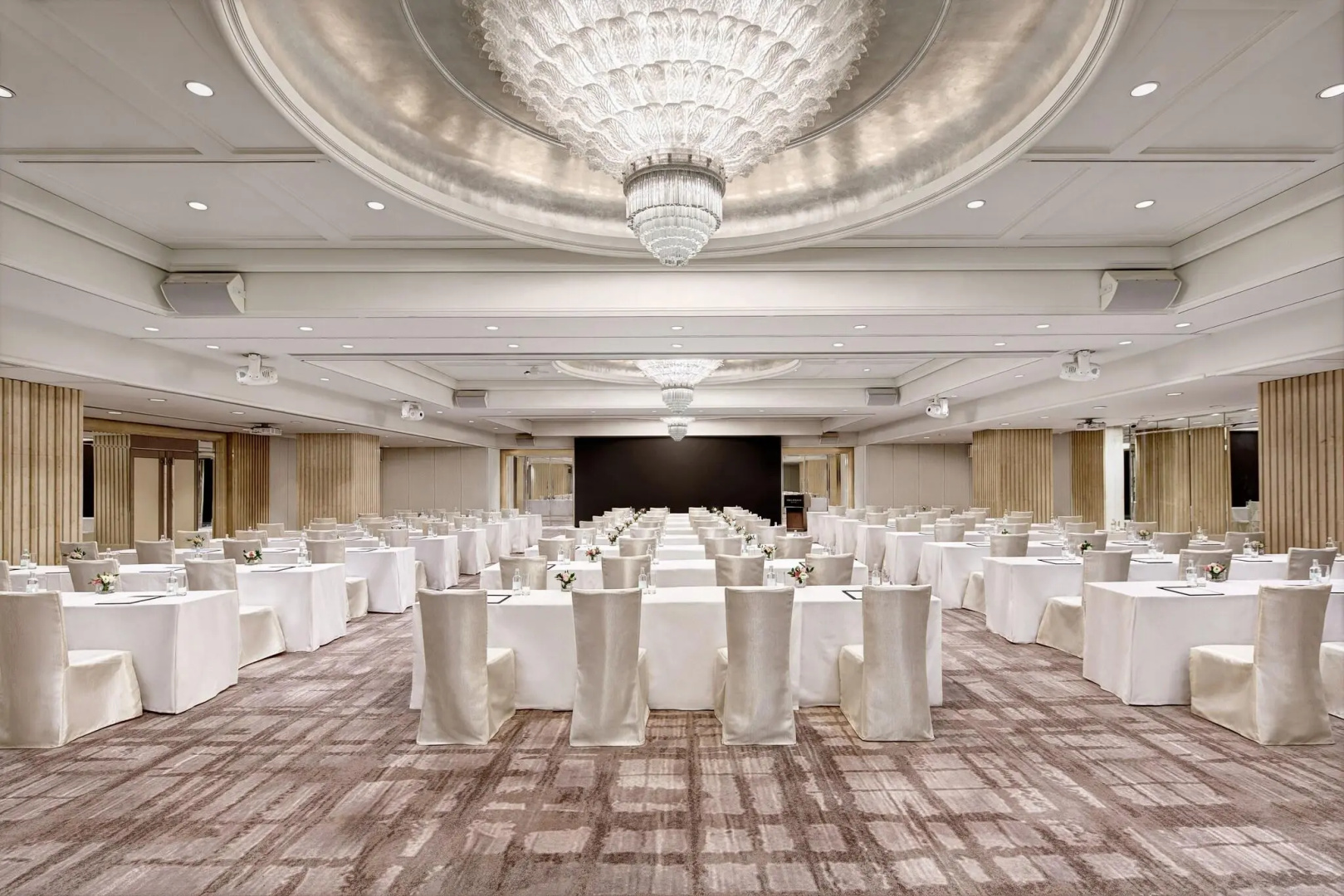 Photo - The Langham, Hong Kong