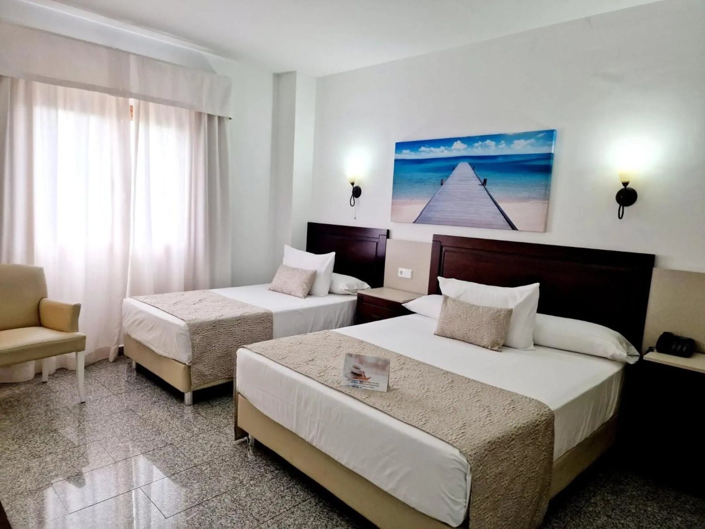 Photo - Hotel Plaza del Castillo