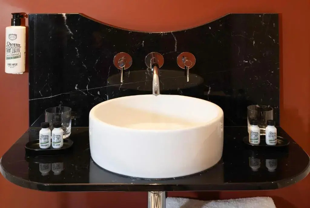 Photo - Le Clark Hotel