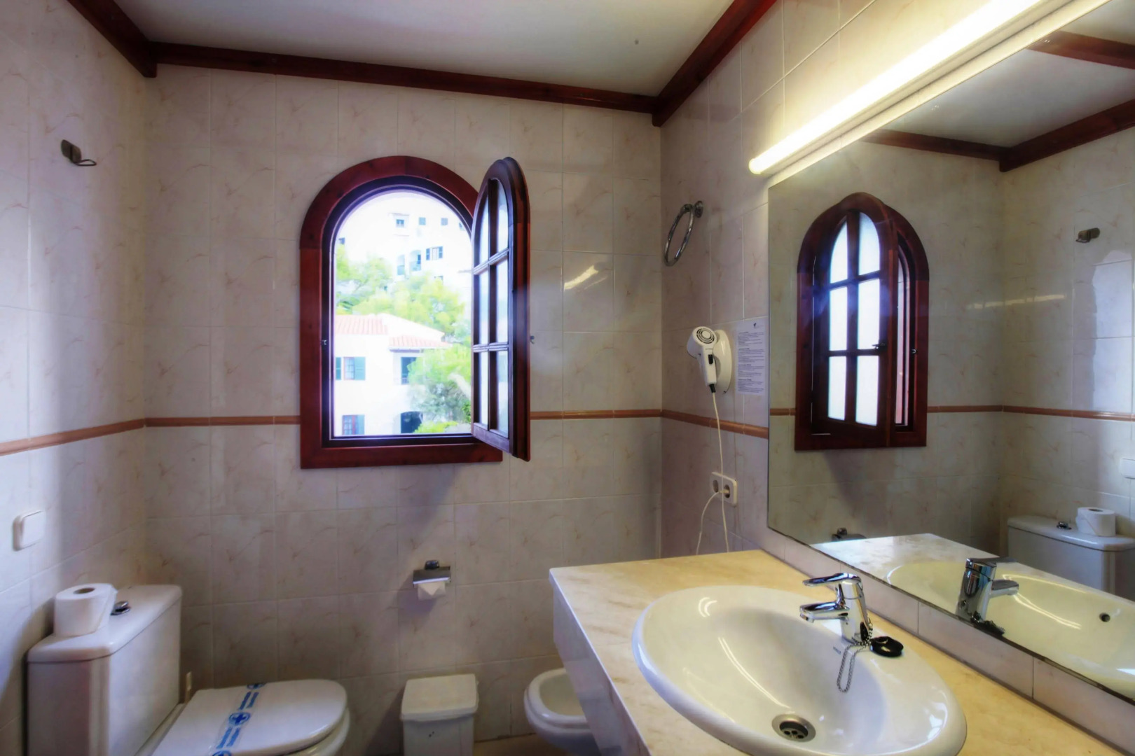 Photo - FERGUS Club Carema Splash