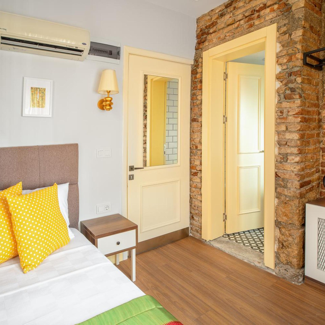 Photo - Mono Hotel
