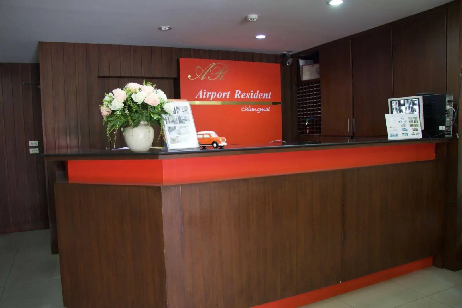 Foto - Airport Resident