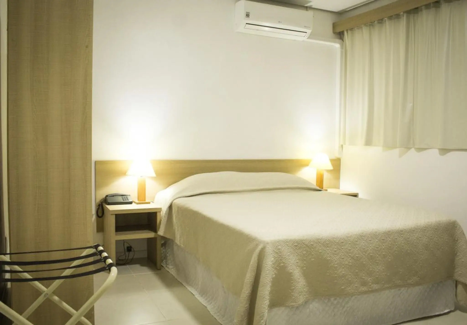Foto - Hotel Dan Inn Porto Alegre
