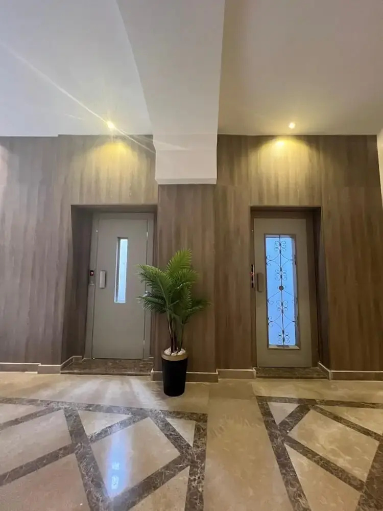 Foto - Rotana Palace Suites