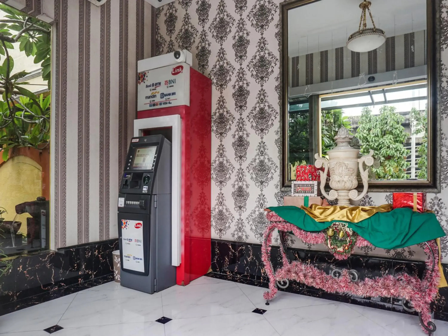 Photo - BI Executive Hotel