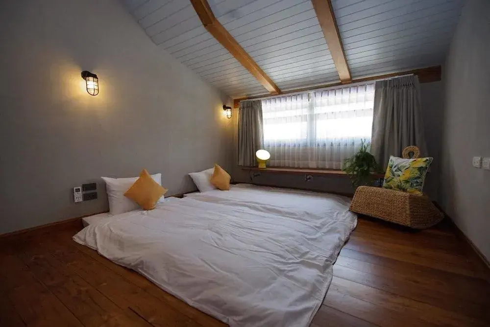 Foto - Yellow Pillow Village
