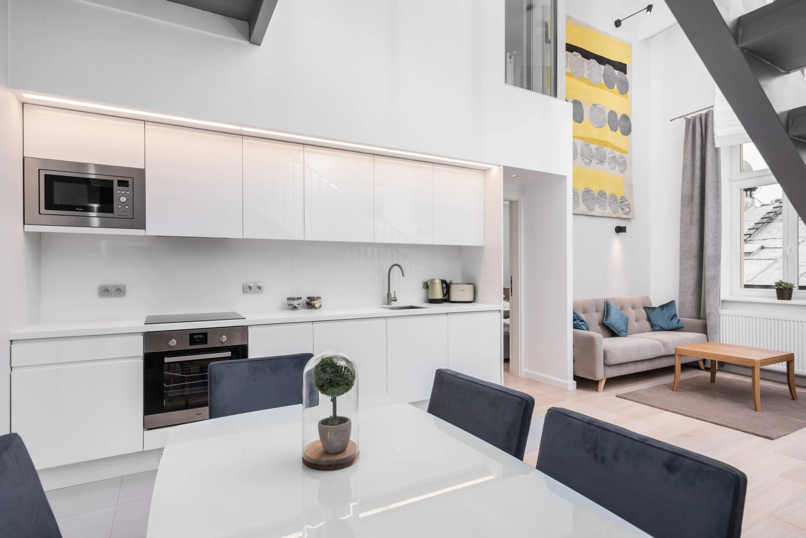 Photo - Venetian House Market Square Aparthotel