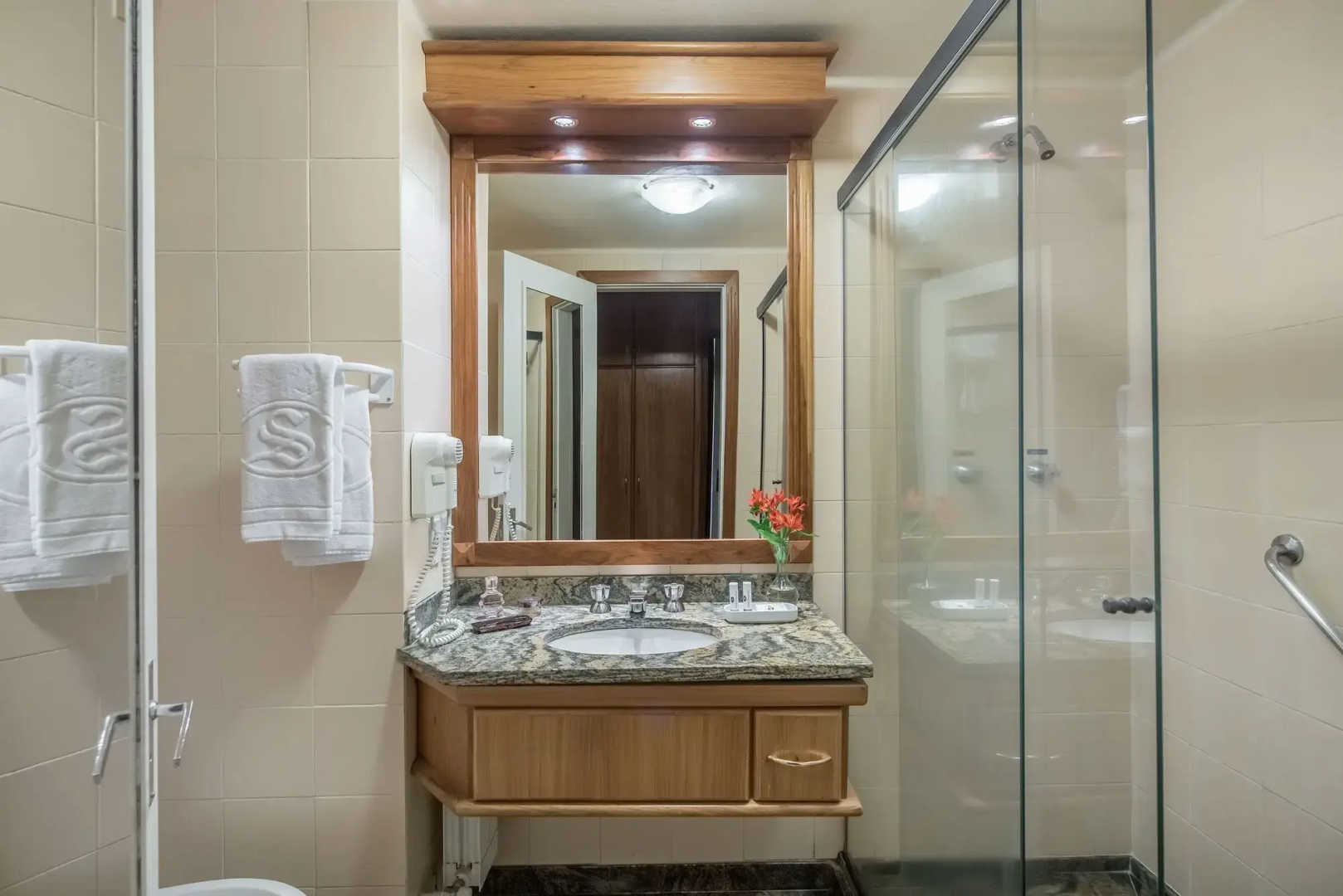 Foto - Serrazul Hotel