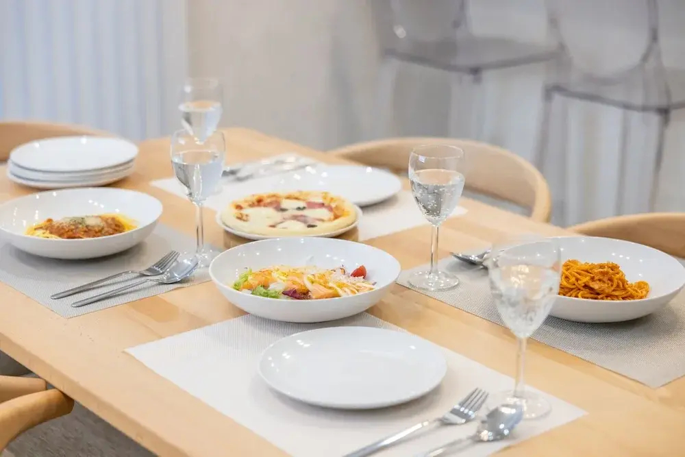 Foto - ONE WORLD Sakaisuji Hommachi