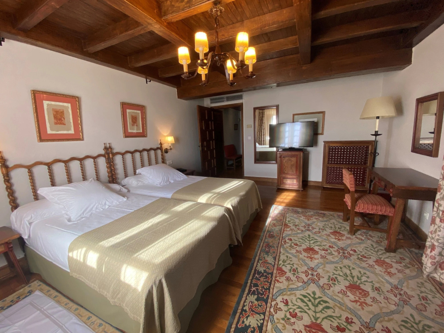 Parador De Verin