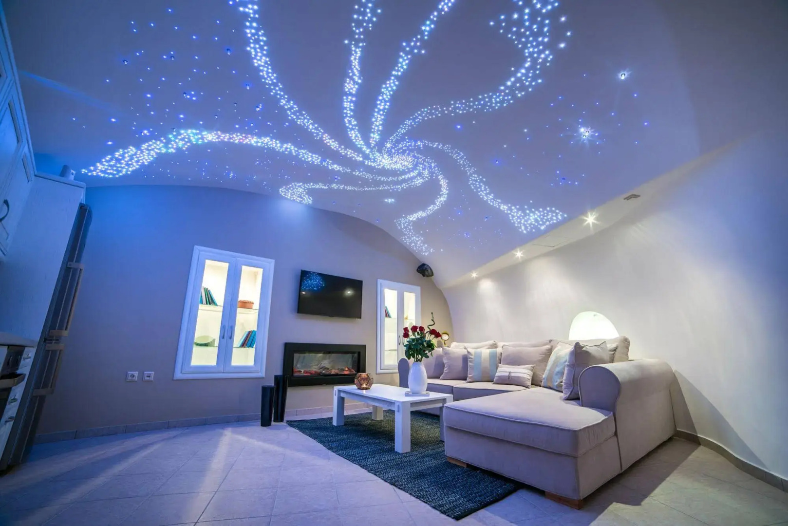 Photo - Suite Home Santorini