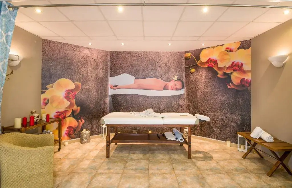 Photo - Kalyves Beach Hotel