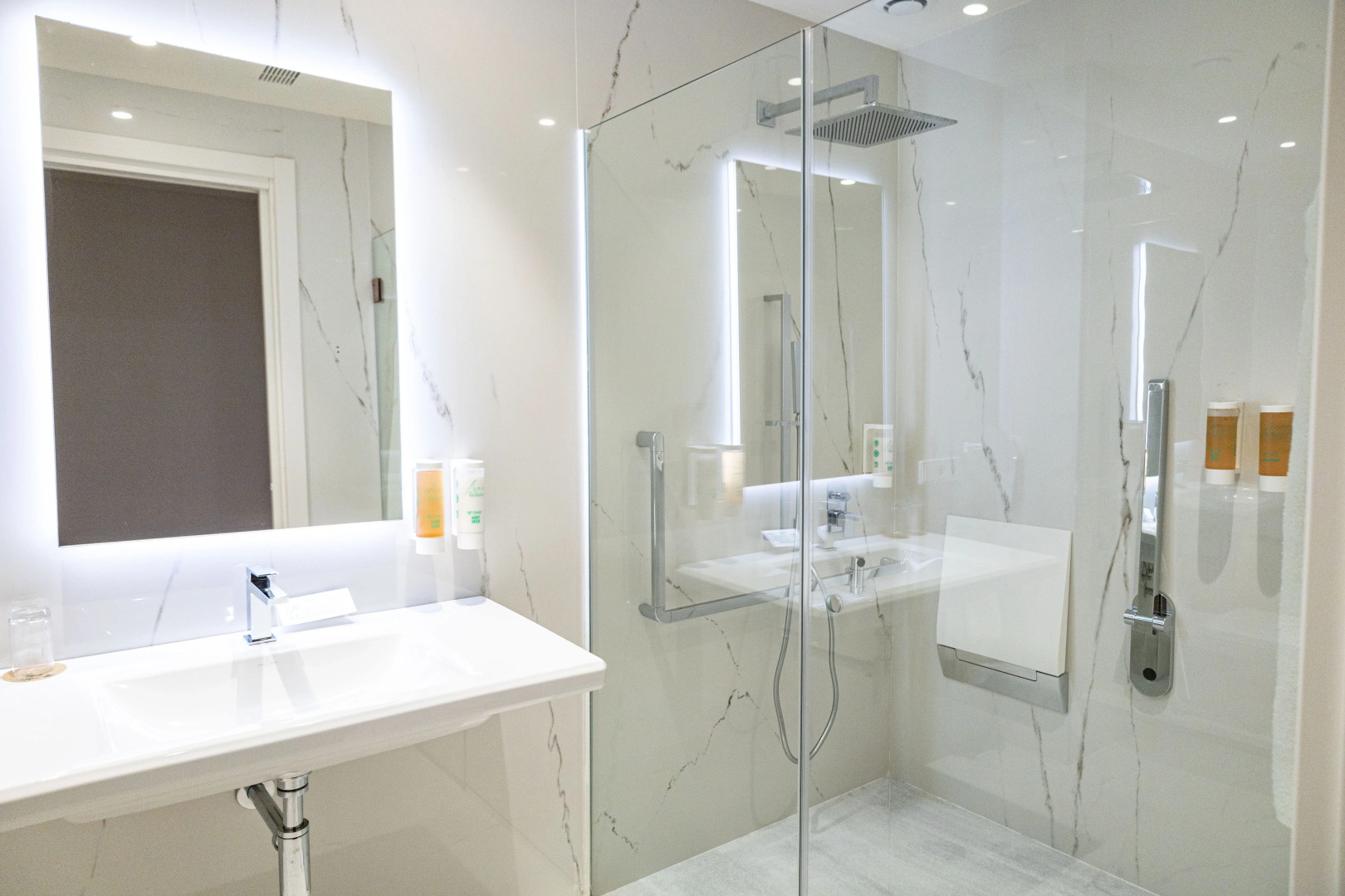 Photo - Senator Port Maó